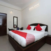 Отель OYO 11623 Hotel Shiva Palace, фото 4