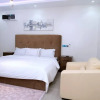 Отель Luxury 4-bed House in Abuja, фото 4