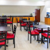 Отель Red Roof Inn PLUS+ & Suites Savannah - I-95, фото 21