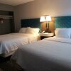 Отель Hampton Inn & Suites Newtown, фото 32