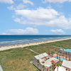 Отель Aquarius Penthouse #2, Dahktari 4 Bedroom Condo by RedAwning, фото 24