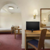 Отель Days Inn Stafford, фото 2
