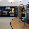 Отель Holiday Inn Express London Stansted Airport, an IHG Hotel, фото 2