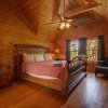 Отель Lovely 3bed/3ba Cabin: in the Heart of Smokies!, фото 1