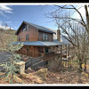 Отель Mountain Tyme Lodge 5 Bedrooms 3 Bathrooms Cabin, фото 18