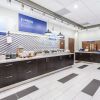 Отель Holiday Inn Express Hotel & Suites Springfield, фото 24