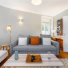 Отель WHome AQ2 Prime Location Luxury for Family & Friends, фото 4