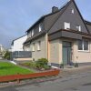 Отель Pretty Holiday Home With a Balcony Complete With Awning in Meschede in Northern Sauerland, фото 8