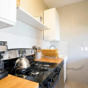 Отель The Urban Union Eclectic Historic Apartment Sleeps 4, фото 10