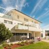 Отель Warners Bay Apartments, фото 14