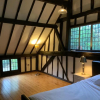 Отель Delightful 4BD Home Full of Flair Edenbridge Kent, фото 2