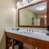 Отель Comfort Inn & Suites, фото 10