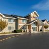 Отель Comfort Inn & Suites Jackson - West Bend, фото 28