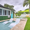 Отель Vibrant Home w/ Outdoor Oasis ~ 1 Mi to Beach!, фото 16