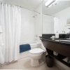 Отель Luxury Downtown One Bedroom Suite, фото 4