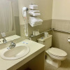 Отель Executive Inn Cass City, фото 8