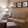 Отель Comfort Suites North, фото 17