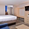 Отель Holiday Inn Express & Suites Cincinnati - Mason, an IHG Hotel, фото 7