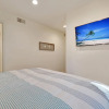 Отель Coastal Chic Villa 2 Bedrooms 2 Bathrooms Villa, фото 7