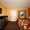 Отель BLUE SKY INN Glens Falls-Saratoga-Lake George, фото 6