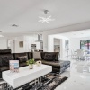 Отель Heated Private Pool 4BR Modern home, фото 14