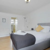 Отель Heathrow Living St Annes Svcs Hse 5 BDRM, фото 7