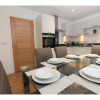 Отель Luxury 2BR Modern Flat for 6 Near Holyrood Park, фото 10