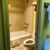Отель Executive Inn & Suites, фото 10