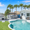Отель Waterfront Bungalow Heated Pool Pineapple Key, фото 14