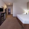 Отель Holiday Inn Express Hotel & Suites Brady, an IHG Hotel, фото 6