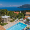 Отель Villa Serenity Sleeps 9, фото 20