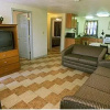 Отель Buccaneer Beach Motel, фото 9