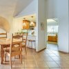Отель Yucca Valley Escape w/ Backyard & Mountain Views!, фото 10