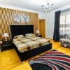 Отель Oak Orchid Opulent 2 BR Apartment with Walk-in Closet, фото 5
