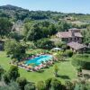 Отель Villa Due Vigne 8 in Monte Castello di Vibio в Монте-Кастелло-ди-Вибио