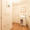 Отель Cozy, Modern 1BR Brixton Flat For 5, фото 5