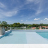 Отель Private 5 Star 1 Bedroom Apartment on SkyTower, фото 16