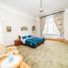 Отель Spacious 3Bdr Apt With A Balcony In The Center, фото 3