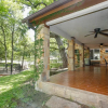 Отель Lake LBJ 4BR Home w/ Boat Deck, Huge Yard, фото 6