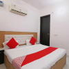 Отель Red Carmine by Oyo Rooms, фото 13