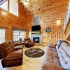 Отель Peaceful Serenity W Private Hot Tub And Game Room 4 Bedroom Cabin, фото 5