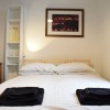 Отель 2 Bedroom Flat Sleeps 4 In Clapton, фото 4