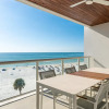 Отель Ten35 Seaside: Direct Gulf View - Residence 601, фото 16