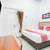 Отель OYO 90281 Griya Bawean, фото 8