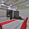 Отель Oyo 44421 Hotel Radhika, фото 10