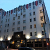 Отель Embassy Hotel, фото 1