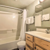 Отель Silverthorne Condo w/ Lake Views: 10 Mi to Skiing!, фото 9