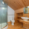 Отель The Bluebell - Luxury Lodge With Hot Tub, фото 15