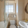 Отель Spacious 2 Bedroom Flat In Clapham With Balcony, фото 7