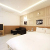 Отель Changwon Myeongseodong Dosi Yeohaeng, фото 7
